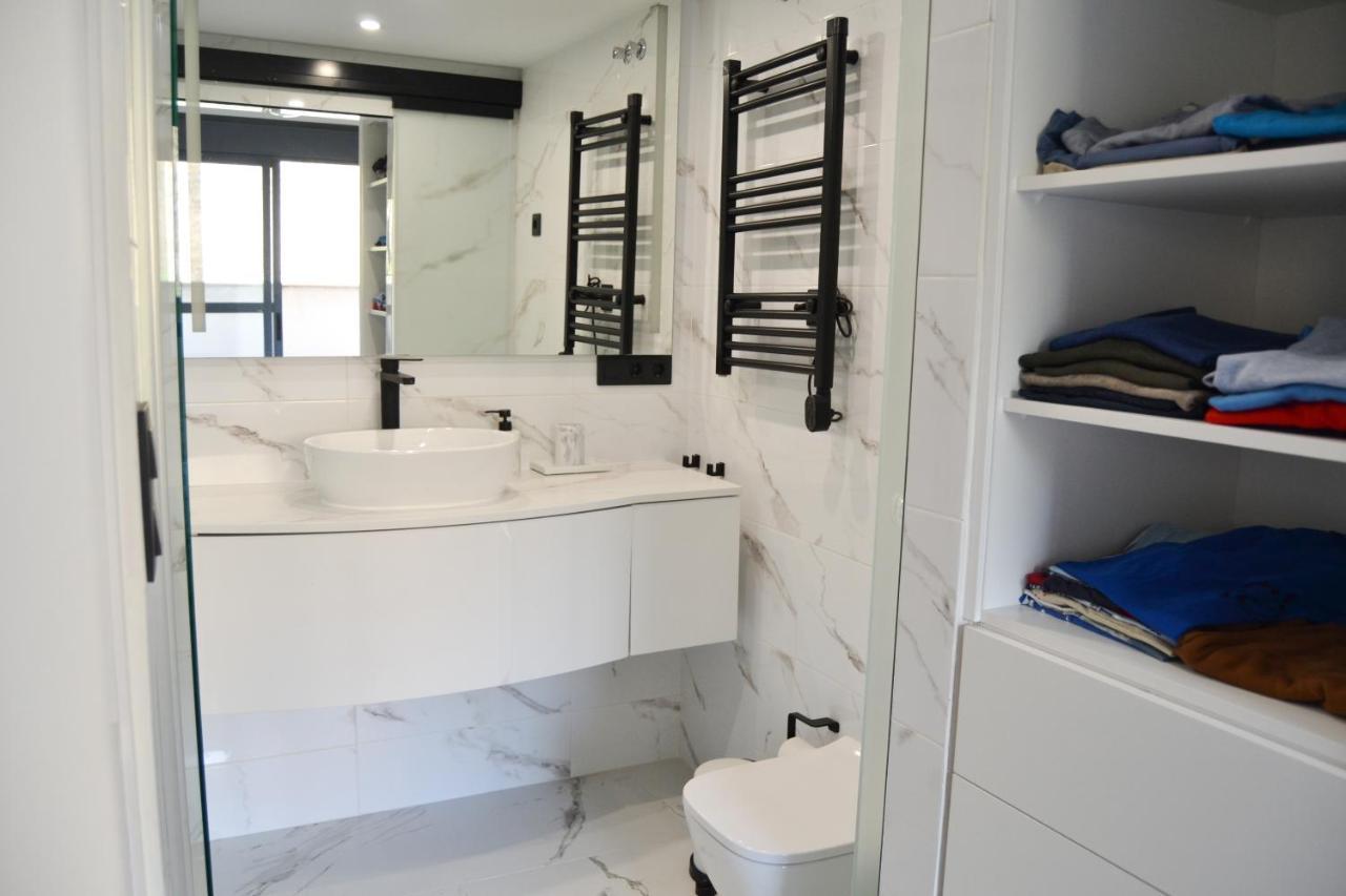 Luxury With Sea Views Private Parking And Terrace Apartment Fuengirola